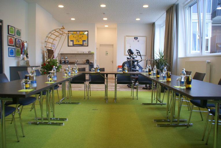 Food & Drinks 5, Backstage Kufstein, Kufstein