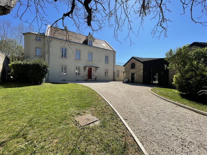 Exterior & Views 2, Manoir de Villamont, Côte-d'Or