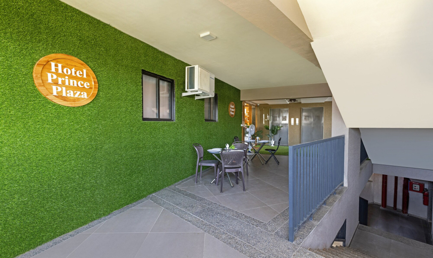 Exterior & Views 2, Treebo Prince Plaza, Ahmadabad