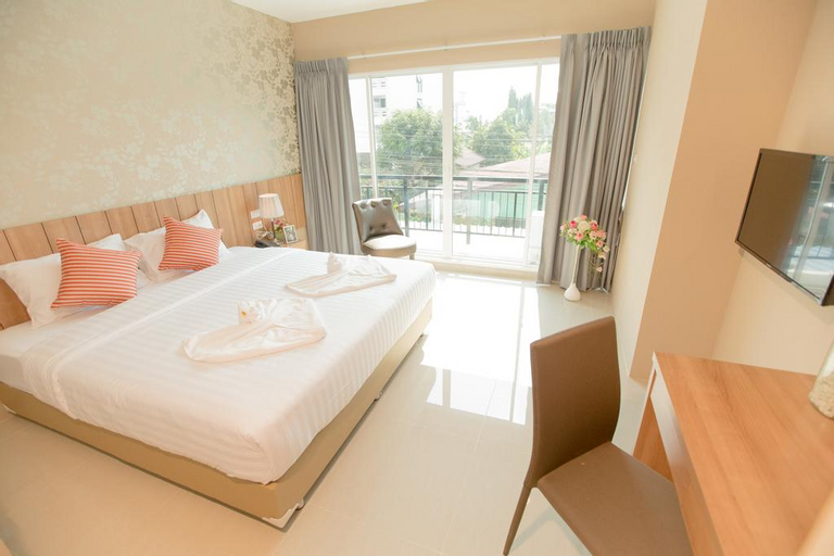 Bedroom 13