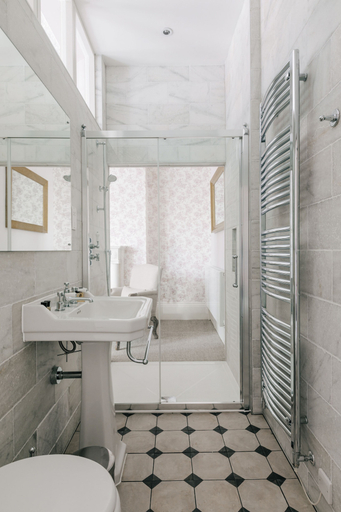 Bathroom 4, Tyndall Villa Boutique B&B, Bath and North East Somerset