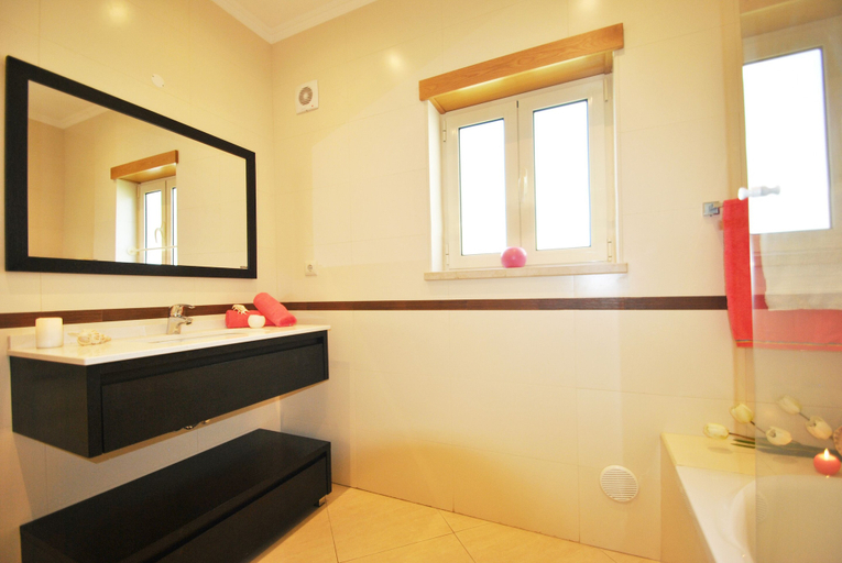 Bathroom 3, Villa Anna, Albufeira