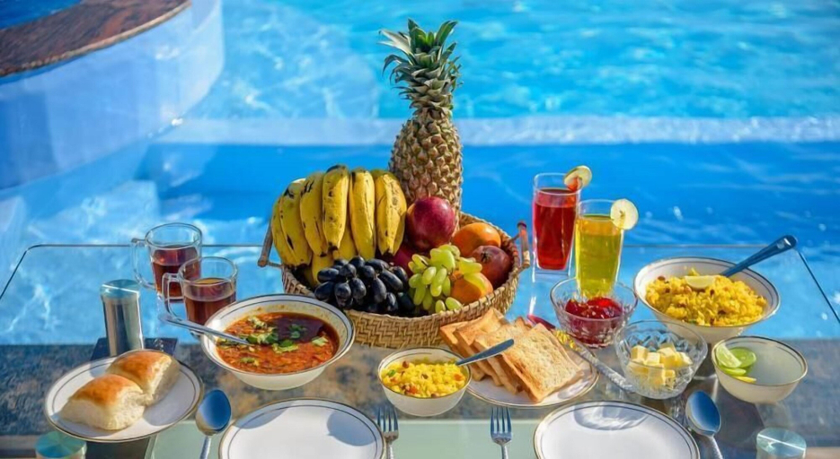 Food & Drinks, Stay Serene Luxury, Thane