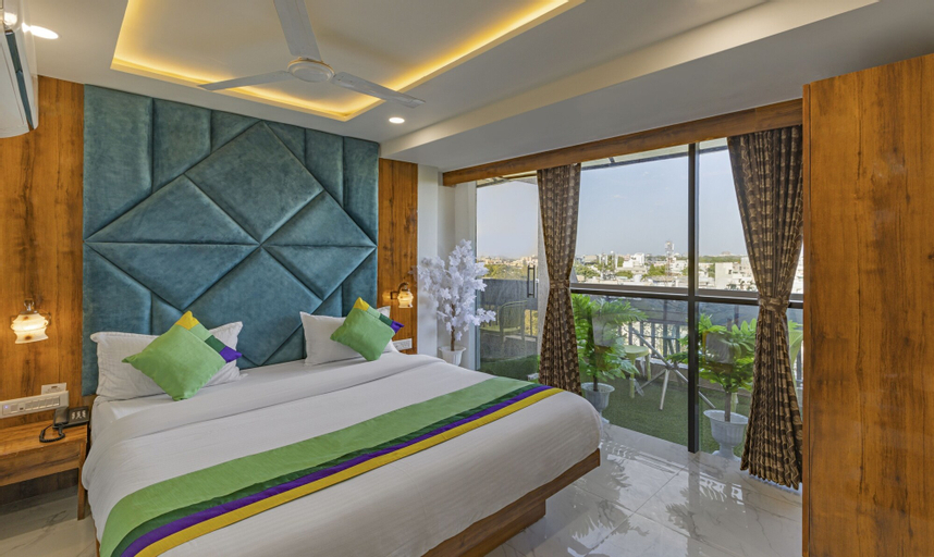 Treebo Prince Plaza, Ahmadabad