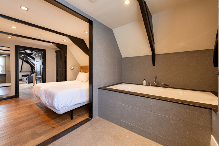 Bedroom 3, Catalonia Vondel Amsterdam, Amsterdam