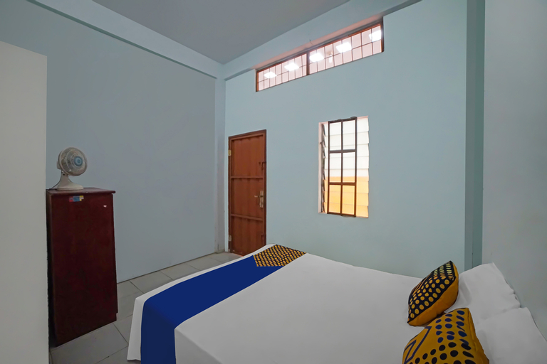 Bedroom 4, SPOT ON 92600 Mandiri Inn, Asahan