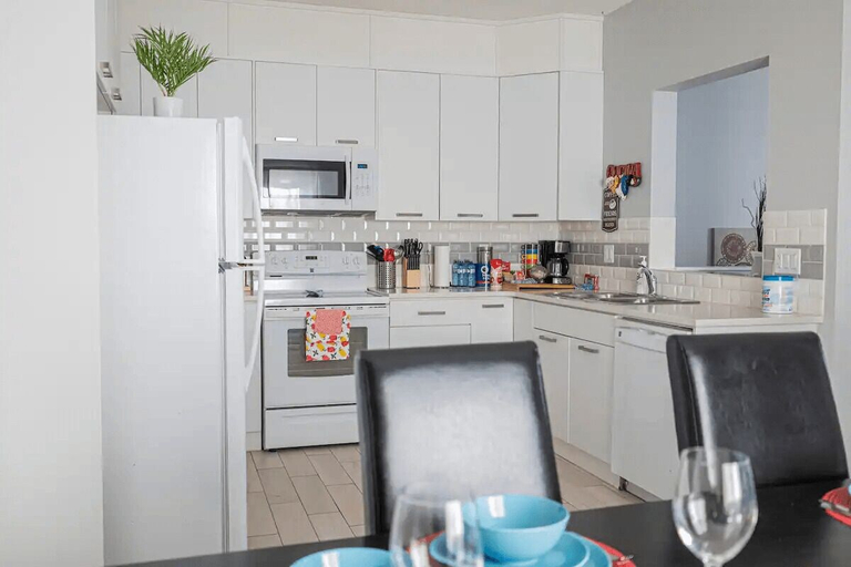 Others 4, Stunning Home, Division No. 11