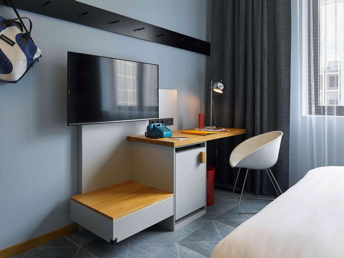 Bedroom 16