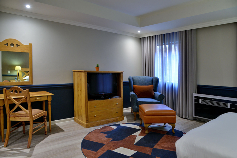 Bedroom 4, Courtyard Hotel Rosebank, City of Johannesburg