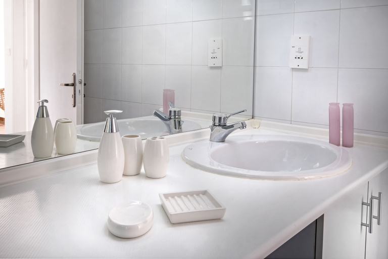 Bathroom 3, Sea front Athena Sounion Apartment, Attica