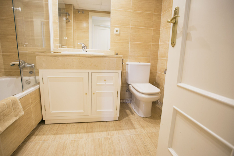 Bathroom 4, Apartamento Dama de Noche Marbella, Málaga