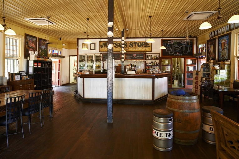 Food & Drinks 5, Moonlight Bay Suites, Broome