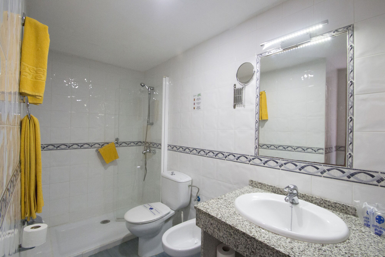 Bathroom 5, Aparthotel Green Field, Las Palmas