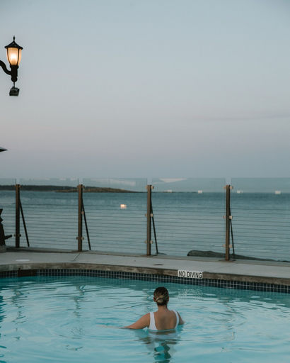Sport & Beauty 3, Oak Bay Beach Hotel, Capital