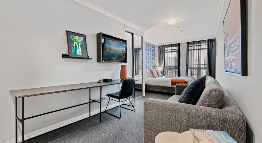 Bright City Abode, Sydney
