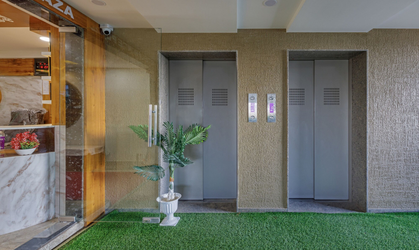 Exterior & Views 2, Treebo Prince Plaza, Ahmadabad