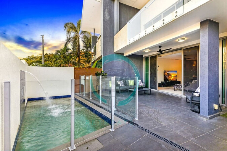 Sport & Beauty 2, ZEN ARCTIC LUXURY 2-STORY House & Pool, Fannie Bay