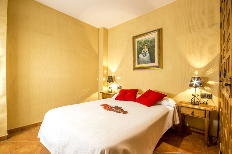 Bedroom 2, Hotel Sierra Tejeda, Málaga