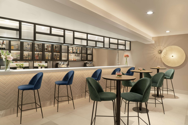 Food & Drinks 5, NH Ciudad de Santiago, Santiago