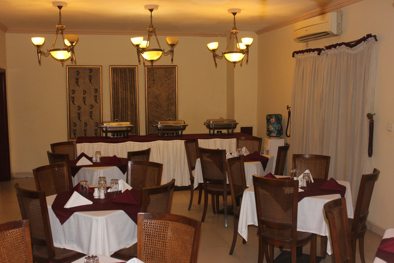 Food & Drinks 5, Carlson Hotel, LagosIsland