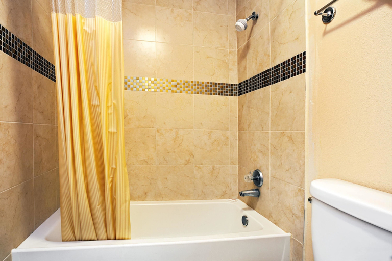 Bathroom 4, Super 8 by Wyndham Terrell, Kaufman