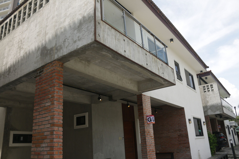 Exterior & Views 2, KOREGON POOL VILLAS, Mabalacat