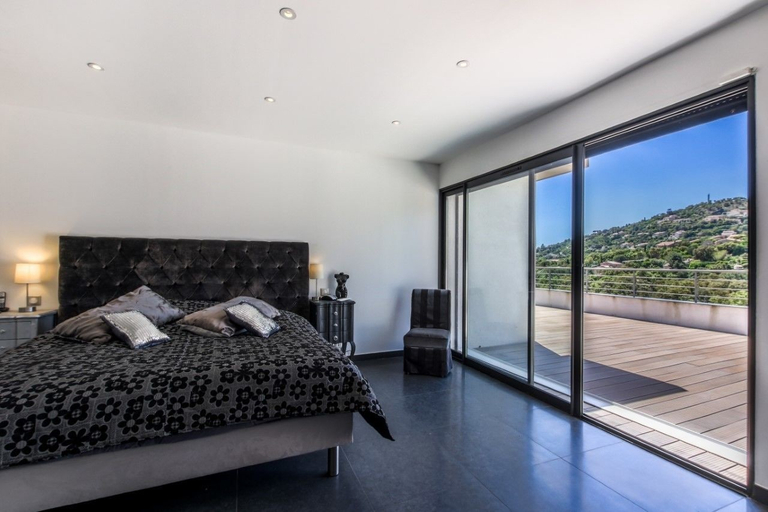 Bedroom 2, La Villa Louancelie, Var