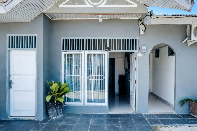 Exterior & Views 2, OYO 92597 Sulthan Homestay Syariah 2, Palembang