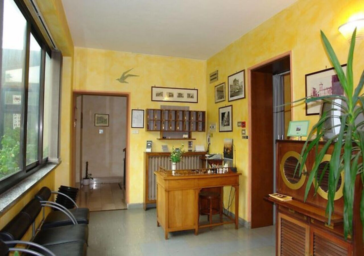 Others 5, HOTEL LA PERGOLETTA, Terni