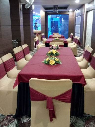 Food & Drinks, Hotel Orchid, Faridabad