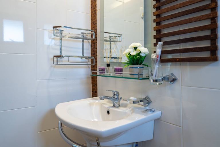 Bathroom 3, Bright Luxury Villa W Garden Pool & Sauna, Pulau Phuket
