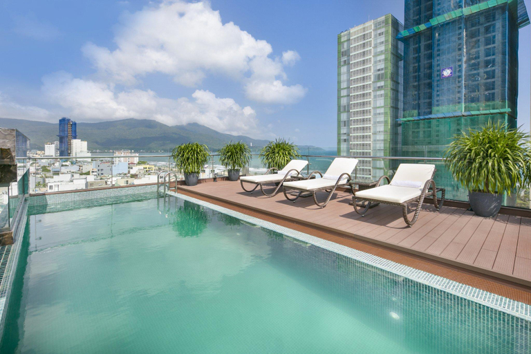 Sport & Beauty 5, Dolphin Hotel and Apartment, Da Nang