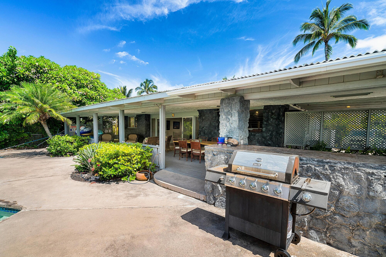 Exterior & Views, Hale Pahukoa, Hawaii