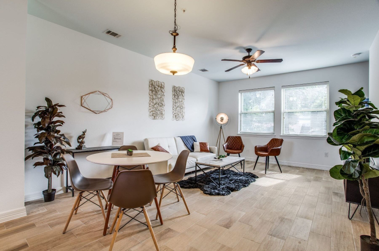 Others 3, 3BR CozySuites Central Austin - 7, Travis
