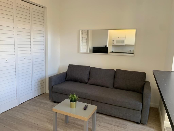 Others 5, Villas at Auxilio Mutuo 106