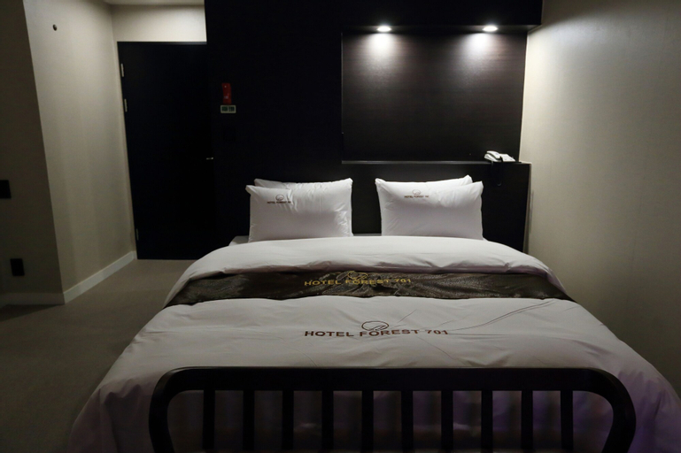 Bedroom 7