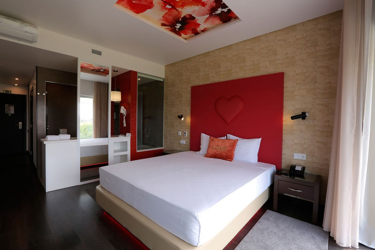 Bedroom 3, LISOTEL - hotel & spa., Leiria