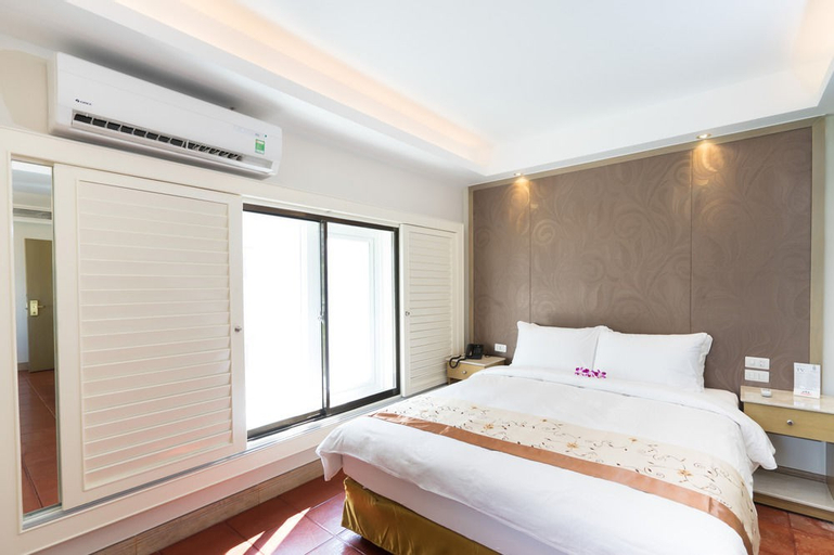 Empress Hotel, Quận 1