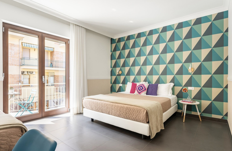 Bedroom 2, Delle Rose Inn, Napoli