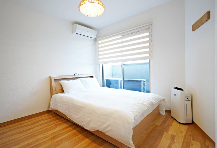 Bedroom 1, HTI White Birch Inn Meiseki Osaka Tenchaya Kishisato Hanazonocho, Osaka