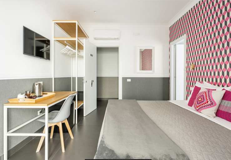 Bedroom 4, Delle Rose Inn, Napoli