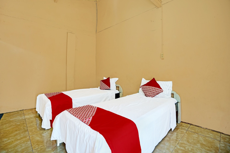 Bedroom 2, OYO 3205 Penginapan Mikial Ismi Kayuagung Syariah, Ogan Ilir
