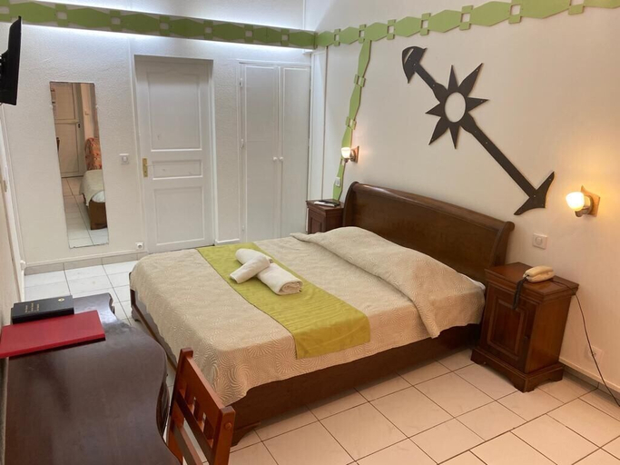 Bedroom 5, Le Rotabas, Sainte-Anne