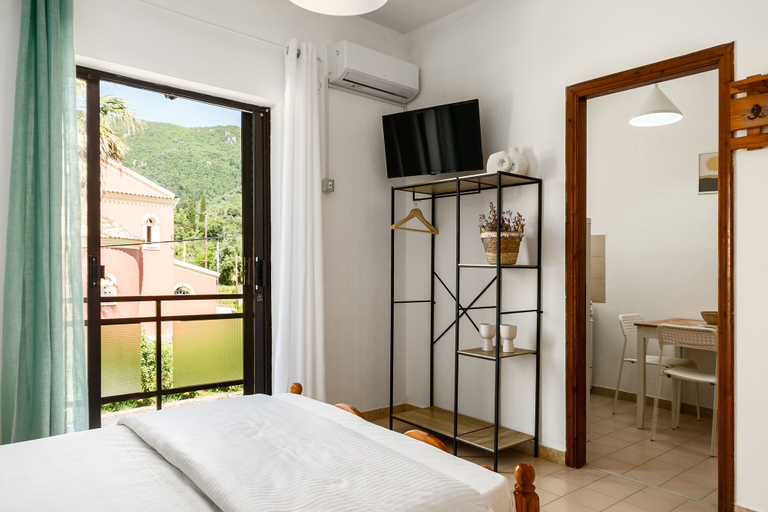 Bedroom 5, The Springfield Corner Apartments by Konnect, Ionian Islands