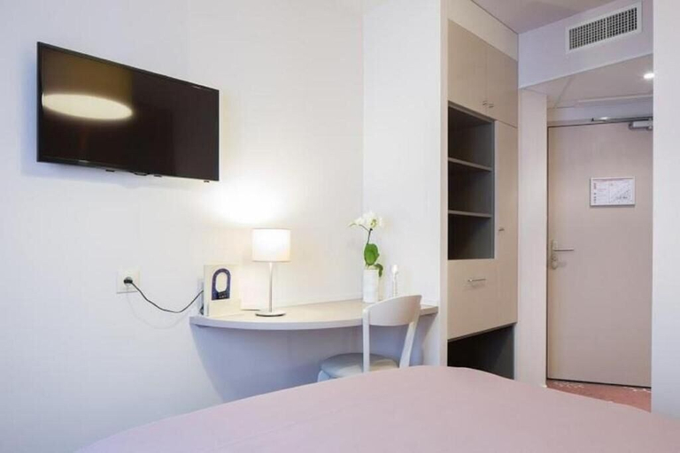 Bedroom 3, Ours Blanc-Wilson, Haute-Garonne