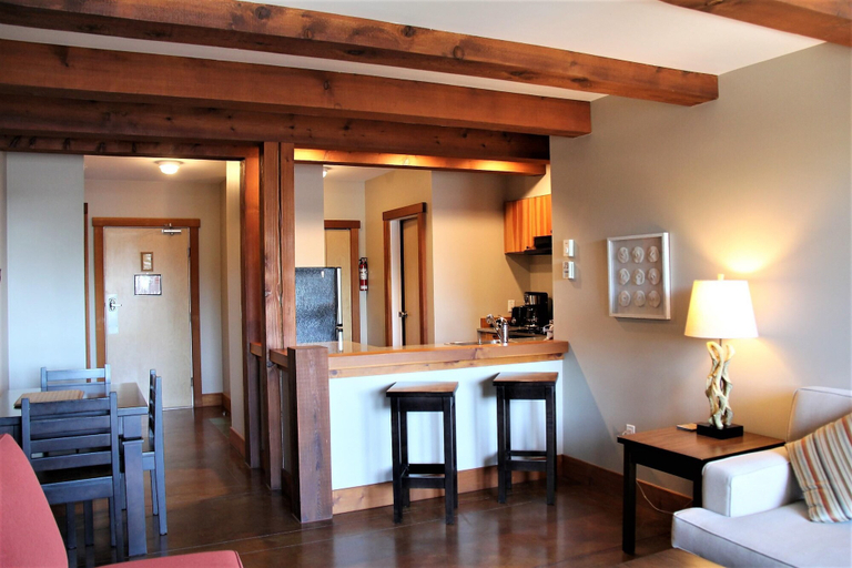 Others 5, Seaside, Alberni-Clayoquot