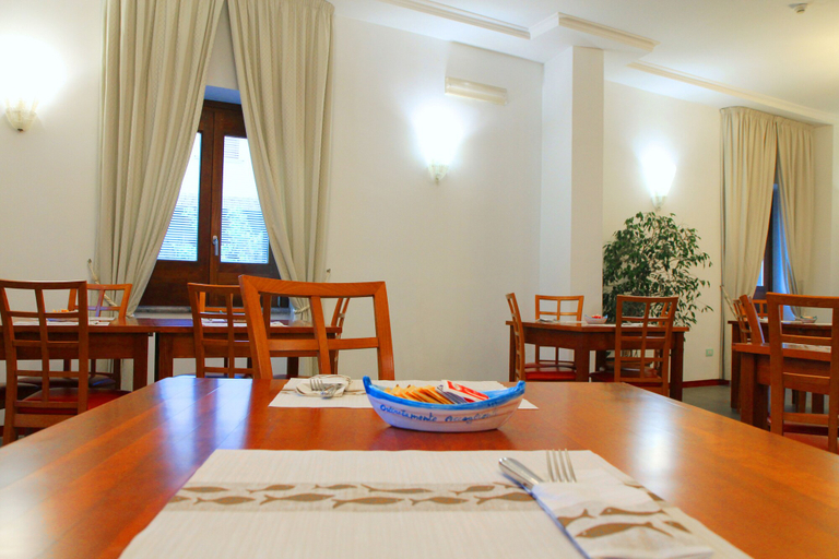 Food & Drinks 5, Hotel Pisacane, Salerno