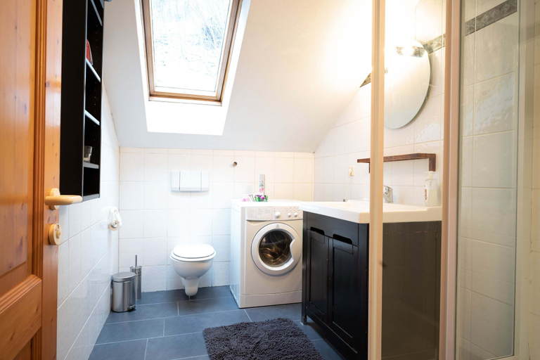 Bathroom 4, Lake View Lodges by we rent, Zell am See