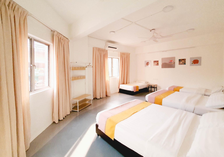 Bedroom 2, Cloth Art 1|4minswalk to carfreezone|By Shine Stay, Malacca City
