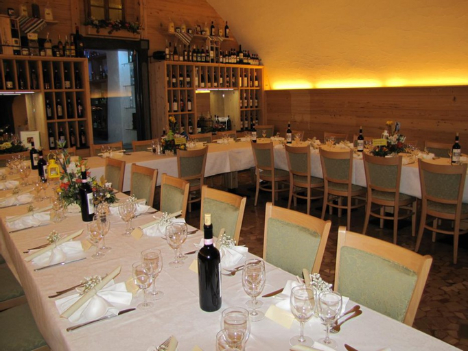 Others 4, HOTEL RISTORANTE COMBOLO, Sondrio